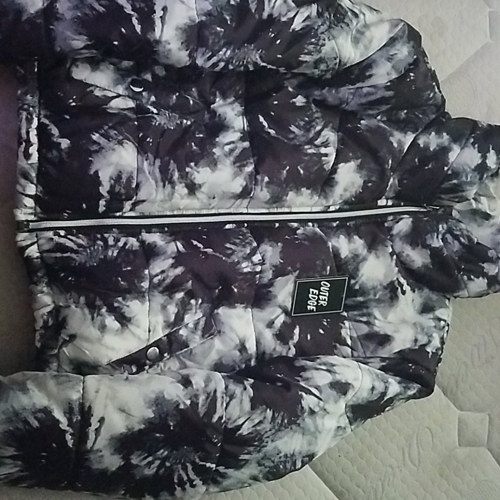 Outer edge jacket